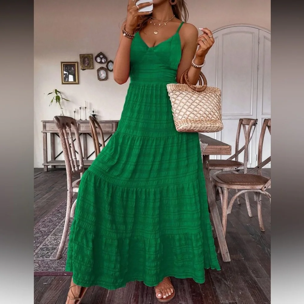 Vibrant Green Bow Tie Back Maxi Dress